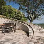 Easy Bogoma - 2 Apartments, Breathtaking Views Holiday home